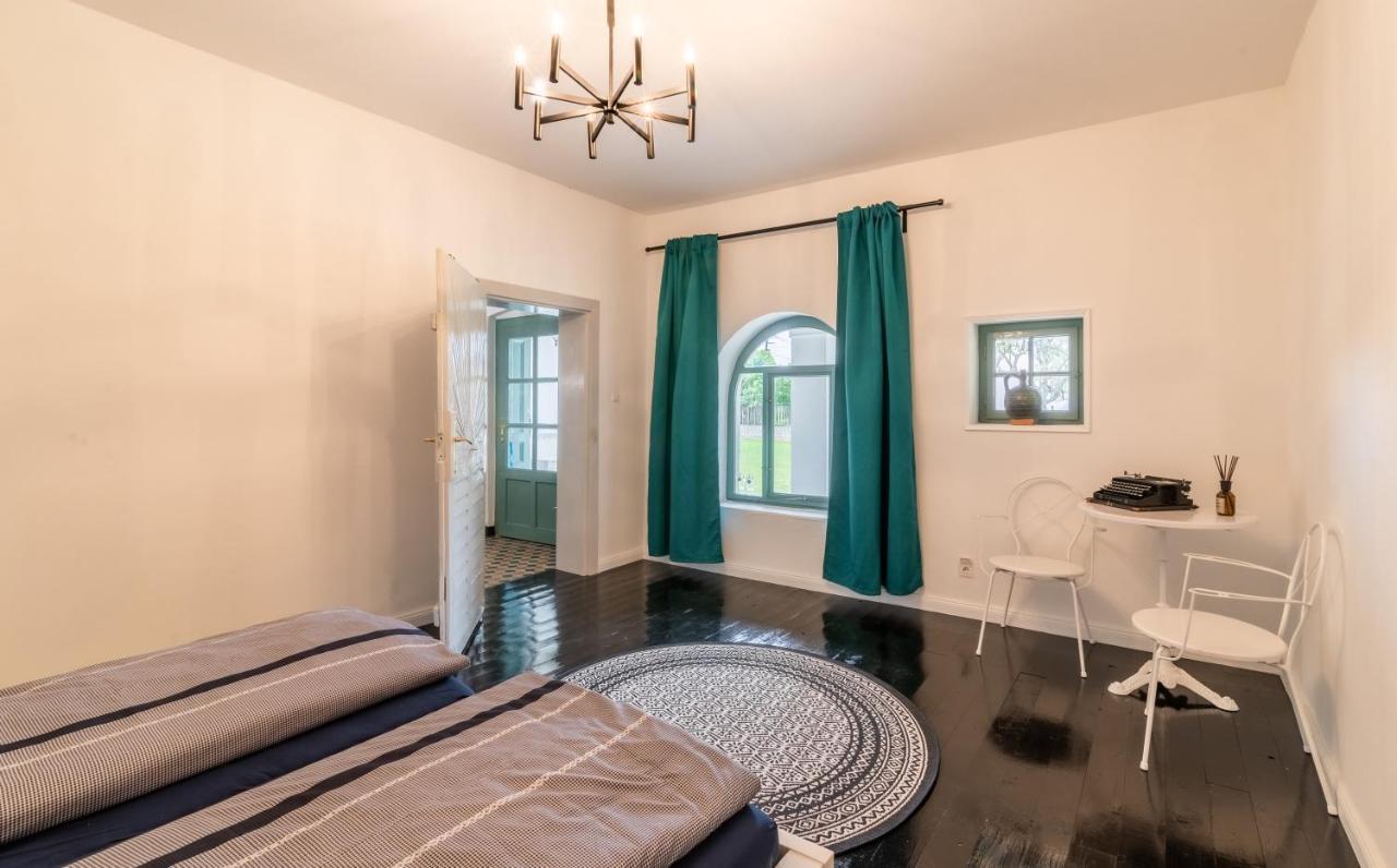 Villa Nálunk, vidéken Asvanyraro Exterior foto